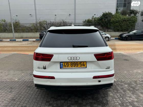 אאודי Q7 4X4 Luxury אוט' דיזל 7 מק' 3.0 (272 כ''ס) דיזל 2015 למכירה באבן יהודה