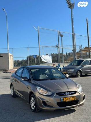 יונדאי i25 Inspire אוט' 1.4 (109 כ''ס) בנזין 2011 למכירה באום אל פחם