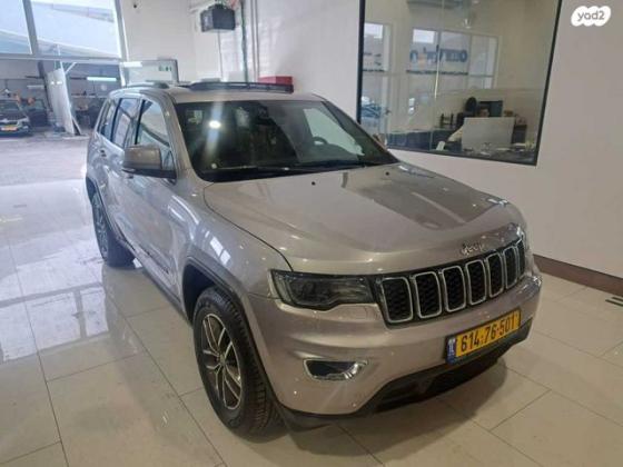 ג'יפ / Jeep גרנד צ'ירוקי 4X4 Laredo + SR אוט' 3.6 (282 כ''ס) בנזין 2019 למכירה בראשון לציון