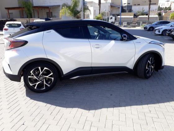 טויוטה C-HR Chic הייבריד אוט' 1.8 (98 כ"ס) בנזין 2019 למכירה בשדרות