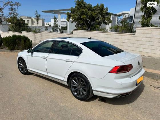 פולקסווגן פאסאט Elegance אוט' 2.0 (190 כ''ס) בנזין 2021 למכירה בנס ציונה