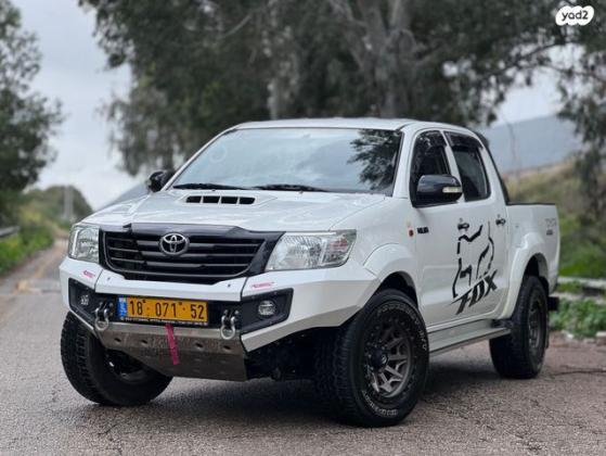 טויוטה היילקס ויגו 4X4 4X4 דאבל קבינה ידני דיזל 2.5 (144 כ''ס)[2011-2015] דיזל 2013 למכירה בחיפה