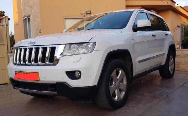 ג'יפ / Jeep גרנד צ'ירוקי 4X4 Limited אוט' דיזל 3.0 (241 כ''ס) דיזל 2012 למכירה בשתולים