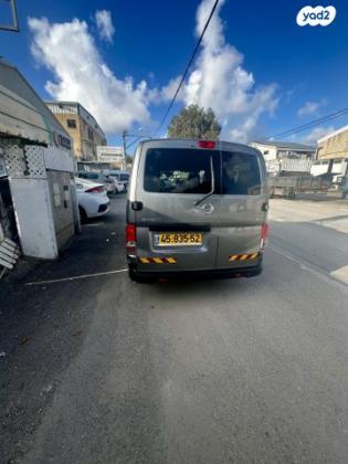 ניסאן NV200 Upper ידני דיזל 5 מק' 1.5 (90 כ''ס) דיזל 2013 למכירה בחיפה