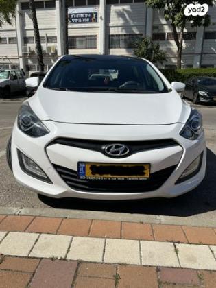 יונדאי i30 Premium אוט' 1.6 (135 כ''ס) בנזין 2012 למכירה בפתח תקווה