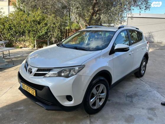 טויוטה RAV4 ארוך 4X4 GLI MC אוט' 2.0 (152 כ"ס) בנזין 2015 למכירה בחיפה