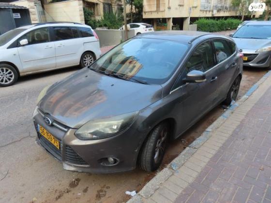 פורד פוקוס Sport הצ'בק אוט' 1.6 (125 כ"ס) בנזין 2012 למכירה בבני ברק