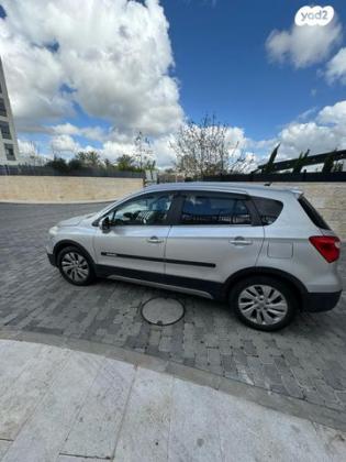 סוזוקי SX4 קרוסאובר GLX אוט' 1.4 (140 כ"ס) בנזין 2018 למכירה במודיעין מכבים רעות