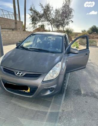 יונדאי i20 Inspire אוט' 1.4 (100 כ"ס) [2009-2015] בנזין 2011 למכירה בנתניה