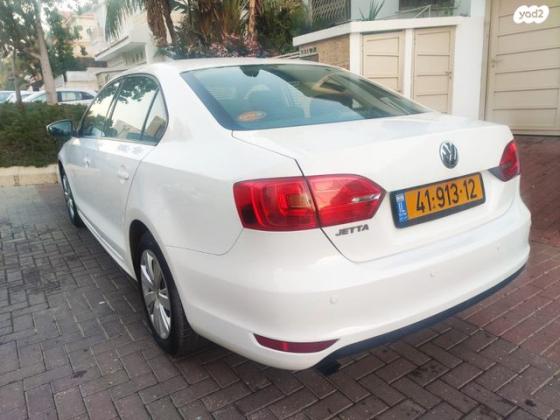 פולקסווגן ג'טה Trendline אוט' 1.2 (105 כ"ס) בנזין 2013 למכירה בפתח תקווה