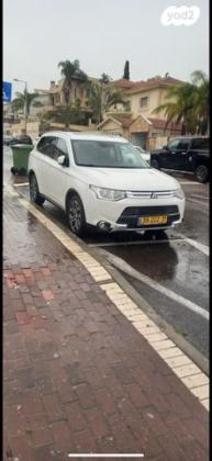 מיצובישי אאוטלנדר 4X4 Limited אוט' 7 דיזל מק' 2.3 (150 כ"ס) דיזל 2014 למכירה ביקנעם עילית