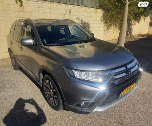 מיצובישי אאוטלנדר Premium אוט' 7 מק' 2.0 (150 כ''ס) בנזין 2016 למכירה בירושלים