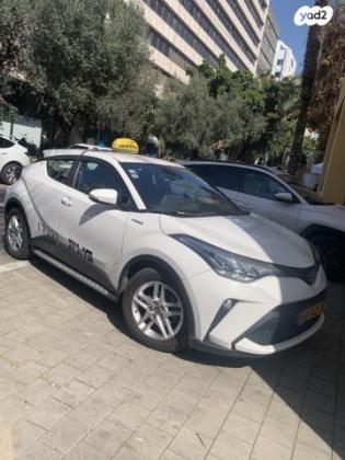 טויוטה C-HR Comfort אוט' 1.8 (122 כ''ס) בנזין 2021 למכירה בראשון לציון