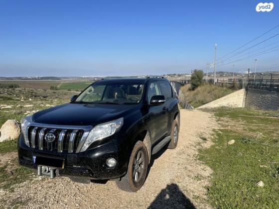 טויוטה לנד קרוזר קצר 4X4 Luxury אוט' דיזל 2.8 (177 כ"ס) דיזל 2016 למכירה בתל אביב יפו