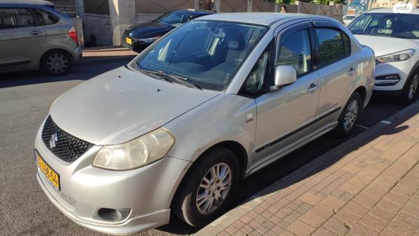 סוזוקי SX4 GLX סדאן אוט' 1.6 (107 כ''ס) בנזין 2008 למכירה בקרית אתא