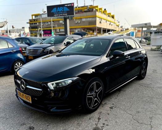 מרצדס A-Class A250E AMG Plus אוט' 1.3 (218 כ''ס) היברידי חשמל / בנזין 2021 למכירה בראשון לציון