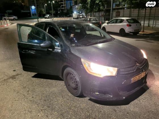 סיטרואן C4 Comfort אוט' 1.6 (120 כ''ס) בנזין 2013 למכירה בגבעת שמואל