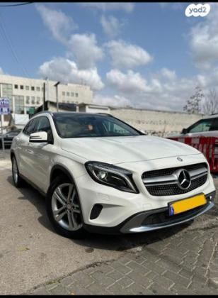 מרצדס GLA GLA200 Urban אוט' 1.6 (156 כ''ס) [2014-2017] בנזין 2014 למכירה בראש פינה