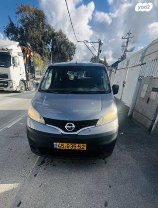 ניסאן NV200 Upper ידני דיזל 5 מק' 1.5 (90 כ''ס) דיזל 2013 למכירה בחיפה