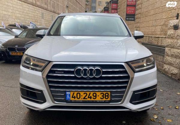 אאודי Q7 4X4 Luxury אוט' דיזל 7 מק' 3.0 (272 כ''ס) דיזל 2016 למכירה בירושלים