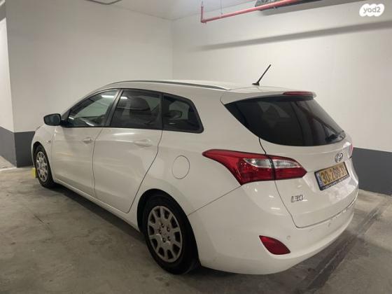 יונדאי i30 Inspire סטיישן אוט' 1.6 (135 כ"ס) בנזין 2014 למכירה במודיעין מכבים רעות