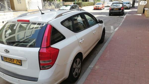 קיה סיד / CEED LX סטיישן אוט' 1.6 (125 כ''ס) בנזין 2012 למכירה בפתח תקווה