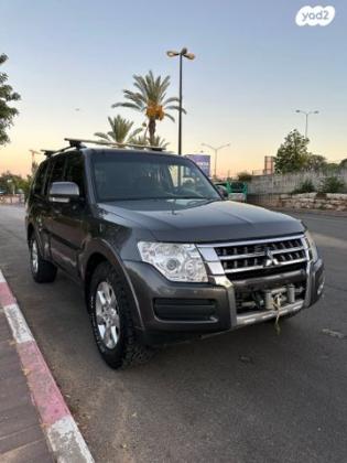 מיצובישי פג'רו ארוך 4X4 Desert אוט' דיזל 7 מק' 3.2 (190 כ''ס) דיזל 2016 למכירה בחולון