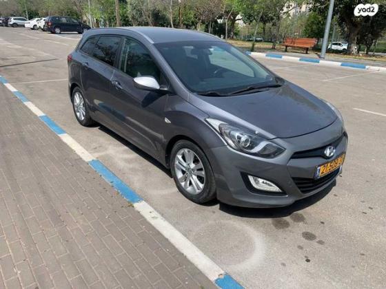 יונדאי i30 Inspire סטיישן אוט' 1.6 (135 כ"ס) בנזין 2014 למכירה בגבעת שמואל