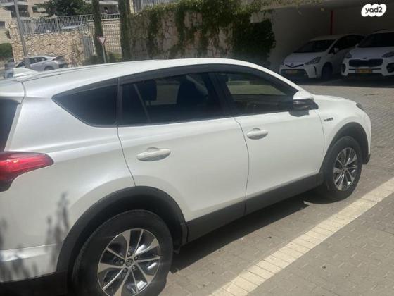 טויוטה RAV4 הייבריד Premium הייבריד אוט' 2.5 (155 כ''ס) בנזין 2016 למכירה בירושלים