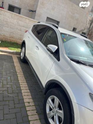 טויוטה RAV4 ארוך 4X4 Premium אוט' 2.0 (151 כ''ס) בנזין 2014 למכירה ברמלה