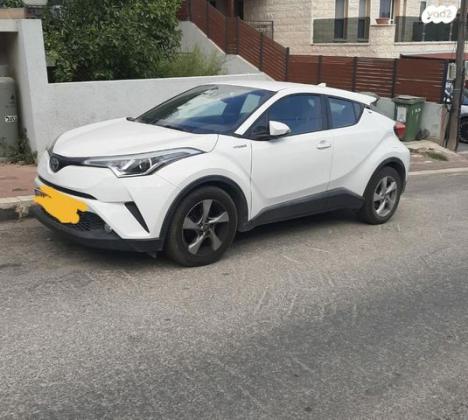 טויוטה C-HR City הייבריד אוט' 1.8 (98 כ"ס) בנזין 2018 למכירה בעץ אפרים