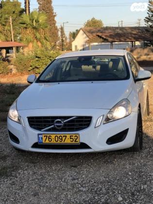 וולוו S60 T4 Kinetic אוט' 1.6 (180 כ''ס) בנזין 2013 למכירה בעפולה