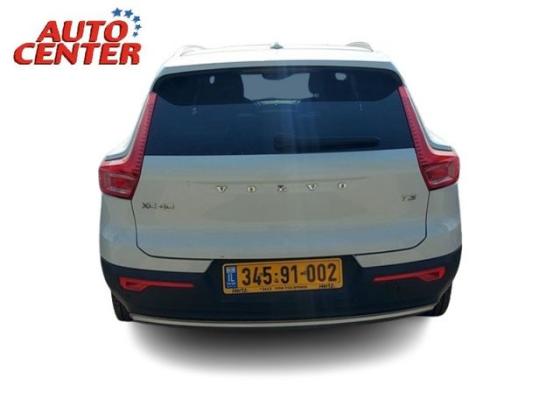 וולוו XC40 T3 Momentum P אוט' 1.5 (163 כ''ס) בנזין 2021 למכירה ב