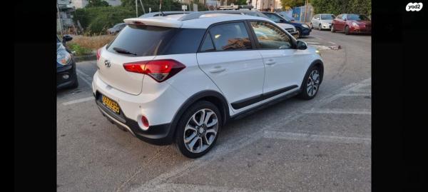 יונדאי i20 קרוס Premium אוט' 1.4 (100 כ"ס) בנזין 2017 למכירה בחולון