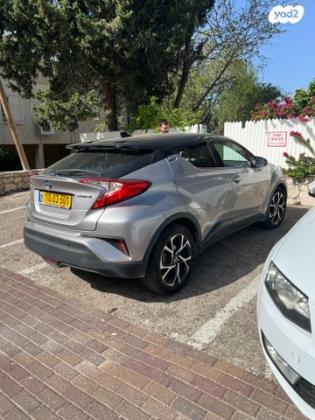 טויוטה C-HR Chic הייבריד אוט' 1.8 (98 כ"ס) בנזין 2017 למכירה בחיפה