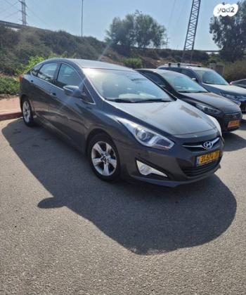 יונדאי i40 Premium אוט' 2.0 (178 כ''ס) בנזין 2014 למכירה בירושלים