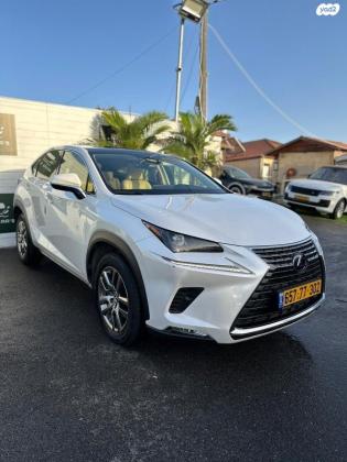 לקסוס NX NX300H Premium FWD הייבריד אוט' 2.5 (155 כ''ס) בנזין 2021 למכירה בראשון לציון