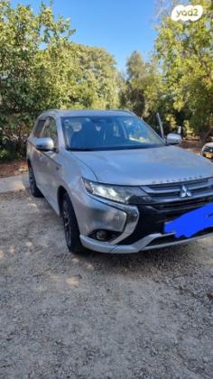 מיצובישי אאוטלנדר PHEV 4X4 Luxury הייבריד אוט' 5 מק' 2.0 (121 כ"ס) היברידי חשמל / בנזין 2018 למכירה בקרית גת