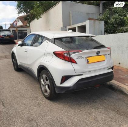 טויוטה C-HR City הייבריד אוט' 1.8 (98 כ"ס) בנזין 2018 למכירה בעץ אפרים