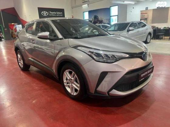 טויוטה C-HR City הייבריד אוט' 1.8 (98 כ"ס) בנזין 2020 למכירה בנס ציונה