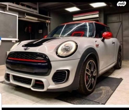 מיני JCW Pure Led אוט' 3 דל' 2.0 (231 כ"ס) בנזין 2015 למכירה בכפר יונה