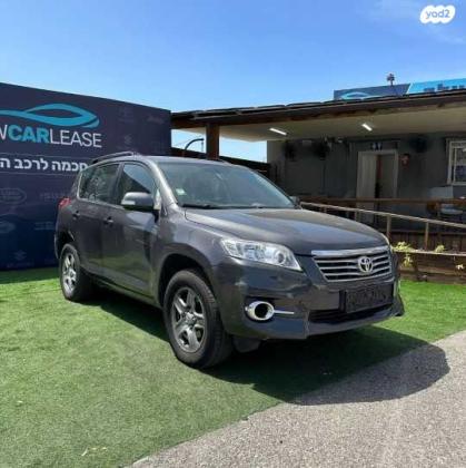 טויוטה RAV4 ארוך 4X4 GLI אוט' 2.0 (158 כ''ס) בנזין 2011 למכירה בכפר סבא