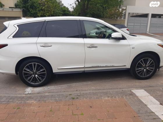 אינפיניטי QX60 4X4 High Tech אוט' 7 מק' 3.5 (295 כ"ס) בנזין 2019 למכירה בראשון לציון