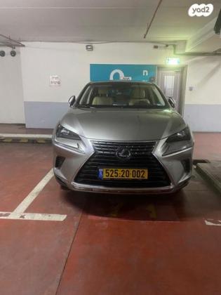 לקסוס NX NX300H Premium FWD הייבריד אוט' 2.5 (155 כ''ס) בנזין 2021 למכירה בכפר סבא