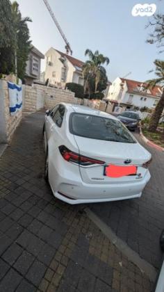 טויוטה קורולה הייבריד Style סדאן אוט' 1.8 (98 כ''ס) בנזין 2020 למכירה בקרית ים