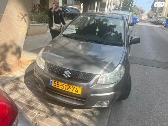 סוזוקי SX4 GLX-HB הצ'בק אוט' 1.6 (119 כ''ס) בנזין 2011 למכירה בראשון לציון