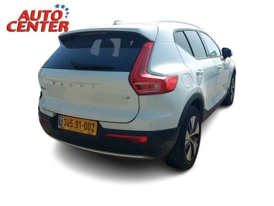 וולוו XC40 T3 Momentum P אוט' 1.5 (163 כ''ס) בנזין 2021 למכירה ב