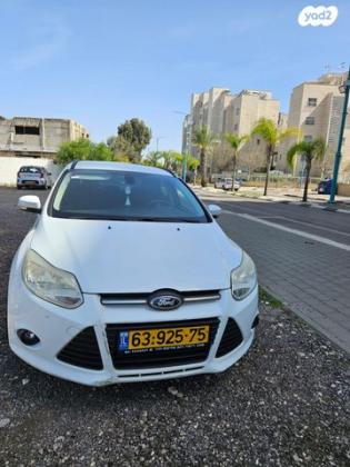 פורד פוקוס Trend סטיישן אוט' 1.6 (125 כ''ס) בנזין 2012 למכירה בלוד