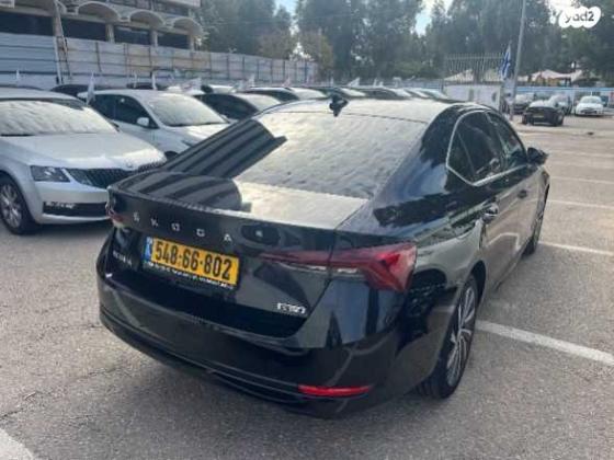 סקודה אוקטביה Style אוט' 1.5 (150 כ''ס) בנזין 2021 למכירה בתל אביב יפו