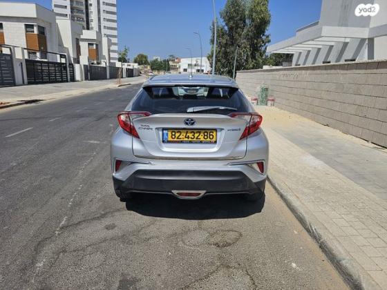 טויוטה C-HR City הייבריד אוט' 1.8 (98 כ"ס) בנזין 2017 למכירה בשדרות